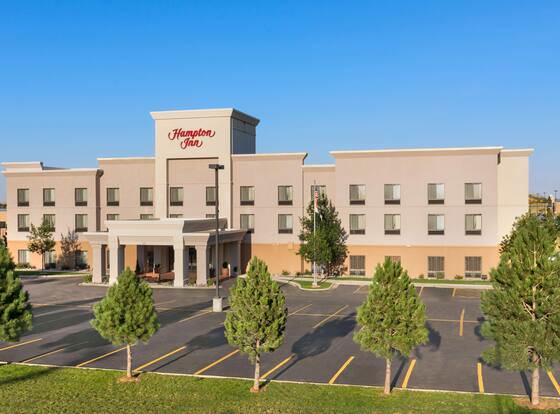 Hampton Inn Spearfish allows check-in for 18 year-old guests