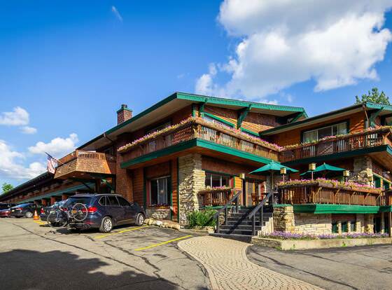 Best Western Adirondack Inn allows check-in for 18 year-old guests