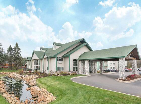 Baymont by Wyndham Baxter/Brainerd Area allows check-in for 18 year-old guests