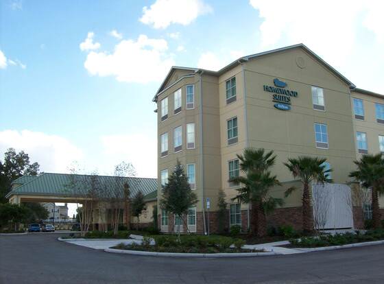 Homewood Suites by Hilton Ocala at Heath Brook allows check-in for 18 year-old guests