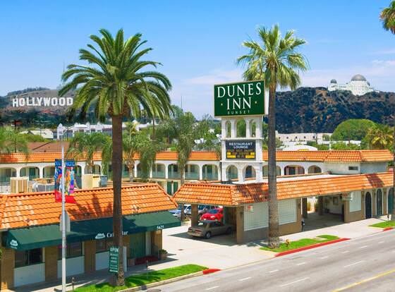 Dunes Inn Sunset allows check-in for 18 year-old guests