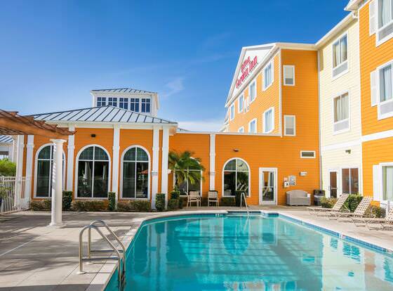 Hilton Garden Inn Lakeland allows check-in for 18 year-old guests
