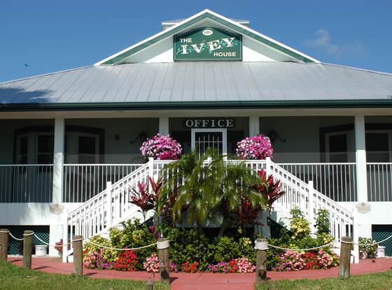 Ivey House Everglades Adventures Hotel allows check-in for 18 year-old guests