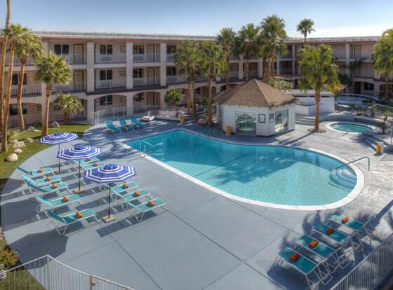 Aqua Soleil Hotel & Mineral Water Spa allows check-in for 18 year-old guests