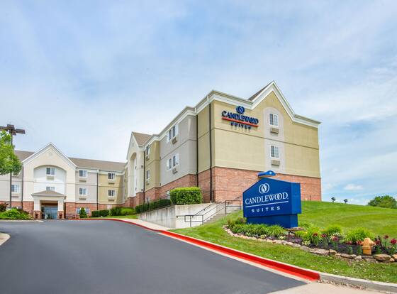 Candlewood Suites Jefferson City, an IHG Hotel allows check-in for 18 year-old guests