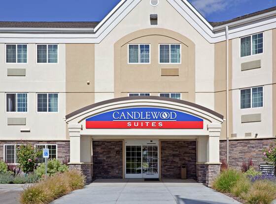 Candlewood Suites Boise - Towne Square, an IHG Hotel allows check-in for 18 year-old guests