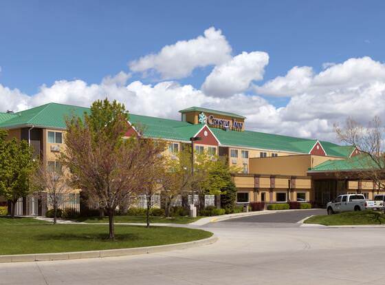 Crystal Inn Hotel & Suites West Valley City allows check-in for 18 year-old guests