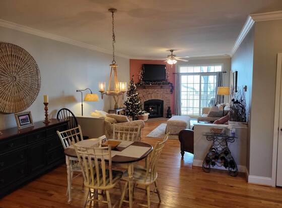 VCI - Klonteska Condominiums #C6 allows check-in for 18 year-old guests