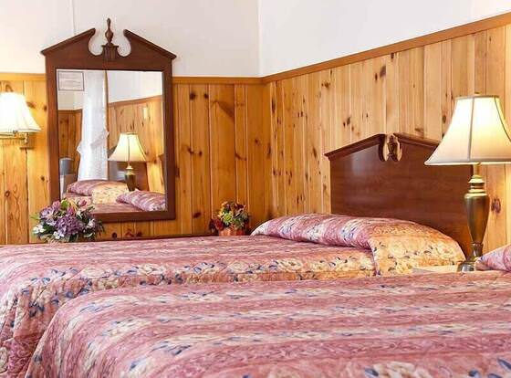 Amanda Village allows check-in for 18 year-old guests