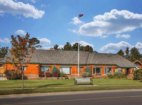 Mackinac Lodge allows check-in for 18 year-old guests