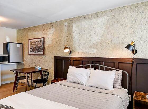 Old Tale Inn allows check-in for 18 year-old guests