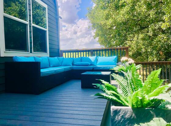 Grandviewtreetops allows check-in for 18 year-old guests