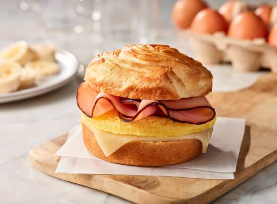 Fairfield Inn & Suites by Marriott Fort Worth Alliance Airport allows check-in for 18 year-old guests