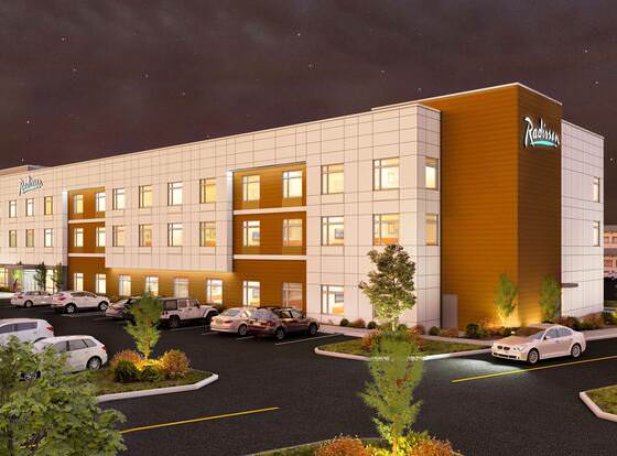 Radisson Hotel Pendleton Airport allows check-in for 18 year-old guests