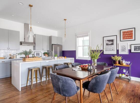 Twain by Avantstay Colorful 4BR Condo in Heart of Nashville allows check-in for 18 year-old guests