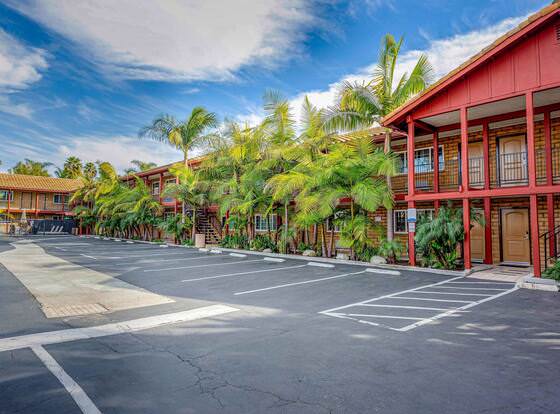 Motel 6 Carlsbad, CA - North allows check-in for 18 year-old guests