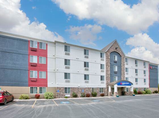 Candlewood Suites Idaho Falls, an IHG Hotel allows check-in for 18 year-old guests