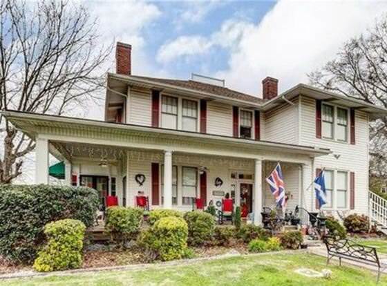 The Inn of the Patriots allows check-in for 18 year-old guests