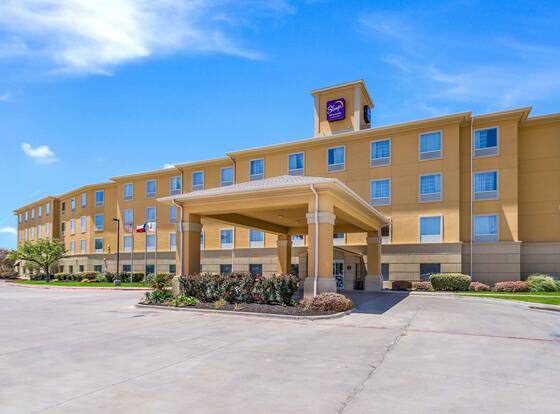 Sleep Inn & Suites Midland West allows check-in for 18 year-old guests