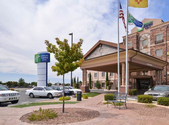 Holiday Inn Express Hotel and Suites Las Cruces, an IHG Hotel allows check-in for 18 year-old guests