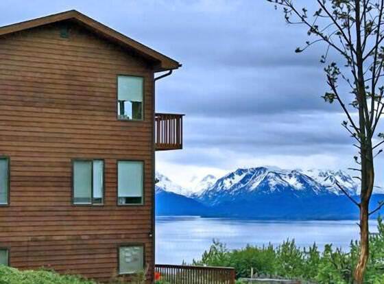 Majestic View B&B allows check-in for 18 year-old guests