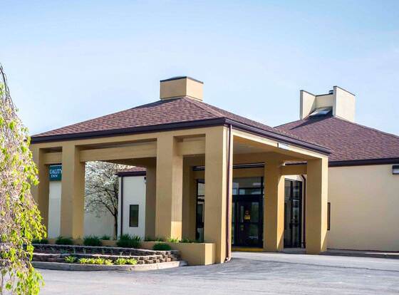 Quality Inn New Columbia–Lewisburg allows check-in for 18 year-old guests