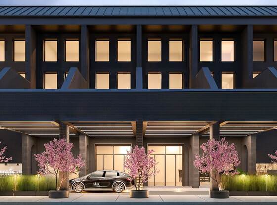 Hotel AKA Alexandria allows check-in for 18 year-old guests