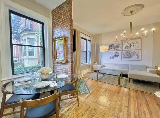 The Warhola Bloomfield allows check-in for 18 year-old guests