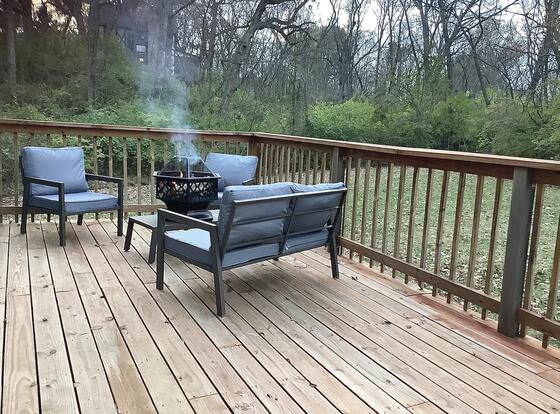 Heartland B & B and Business Retreat allows check-in for 18 year-old guests