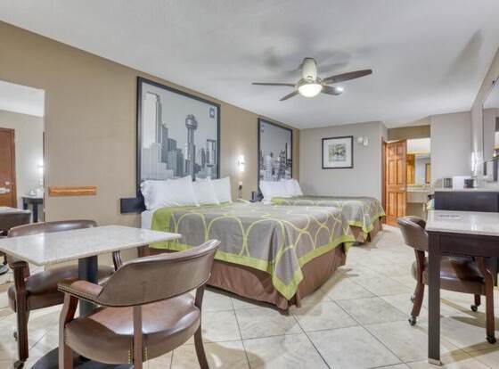 Texas Inn Donna allows check-in for 18 year-old guests