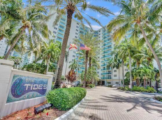 The Tides on the Beach by Aurich Designs allows check-in for 18 year-old guests