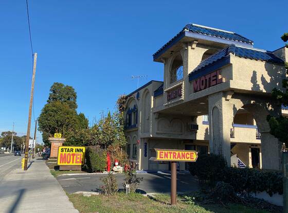 Star Inn Motel allows check-in for 18 year-old guests