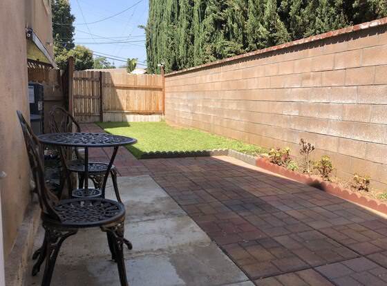 Independent Suite allows check-in for 18 year-old guests