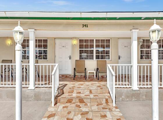 The Sunrise allows check-in for 18 year-old guests