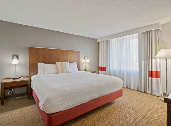 Rabbu - 315@Loso Hotel allows check-in for 18 year-old guests