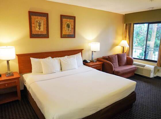 Desert Solara allows check-in for 18 year-old guests