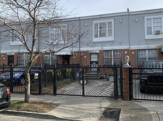 Latisha house allows check-in for 18 year-old guests