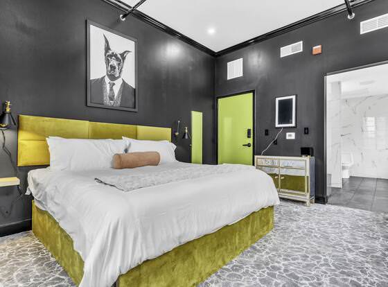 ONE South Boutique Hotel & Venue allows check-in for 18 year-old guests