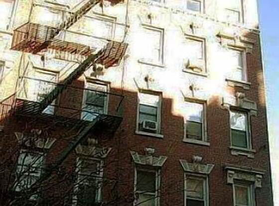 Direct Loft at 8 Rivington Street allows check-in for 18 year-old guests