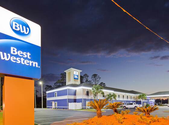 Best Western Waldo Inn and Suites allows check-in for 18 year-old guests