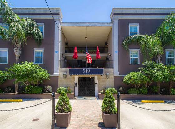 Frenchmen Orleans at 519, Ascend Hotel Collection allows check-in for 18 year-old guests