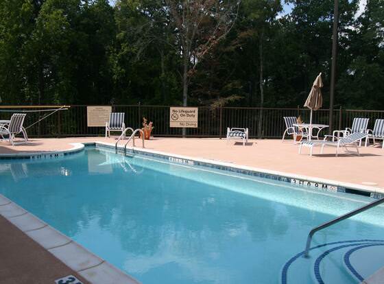 Hampton Inn by Hilton Kilgore allows check-in for 18 year-old guests