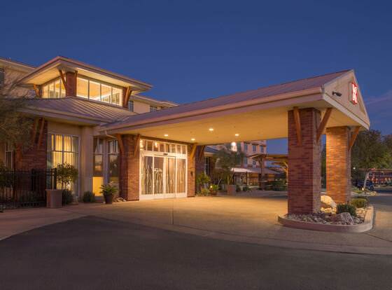Hilton Garden Inn Yuma Pivot Point allows check-in for 18 year-old guests