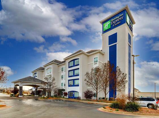 Holiday Inn Express & Suites Ardmore, an IHG Hotel allows check-in for 18 year-old guests