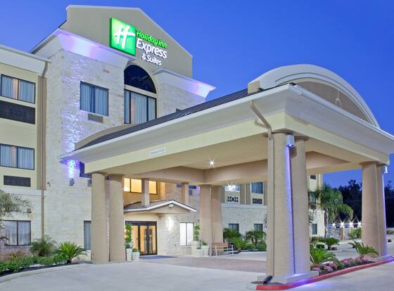 Holiday Inn Express Hotel & Suites BEAUMONT NW, an IHG Hotel allows check-in for 18 year-old guests