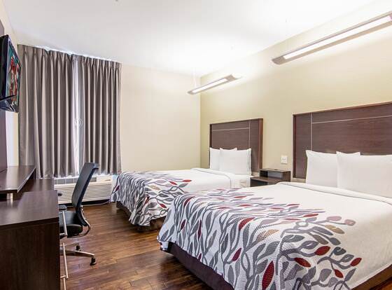 Red Roof Inn Locust Grove allows check-in for 18 year-old guests