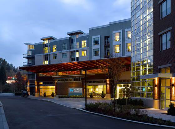 Hyatt House Seattle/Redmond allows check-in for 18 year-old guests