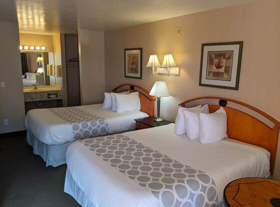 Cathedral Valley Inn allows check-in for 18 year-old guests