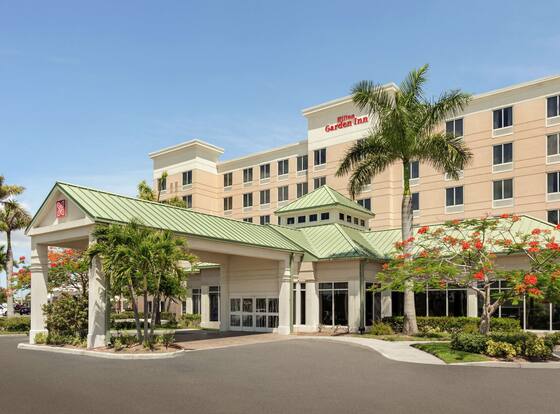 Hilton Garden Inn Fort Myers Airport/FGCU allows check-in for 18 year-old guests