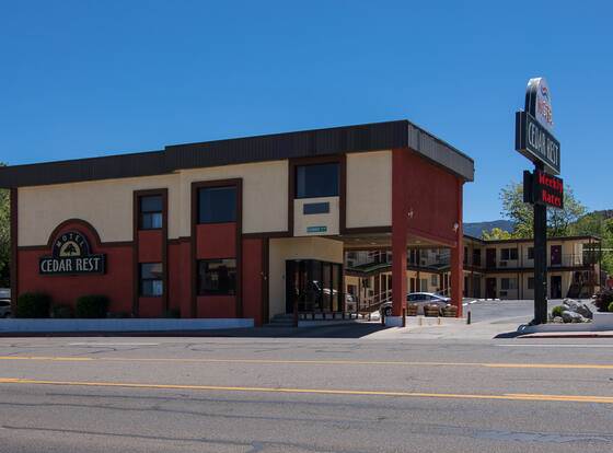 Cedar Lodge allows check-in for 18 year-old guests